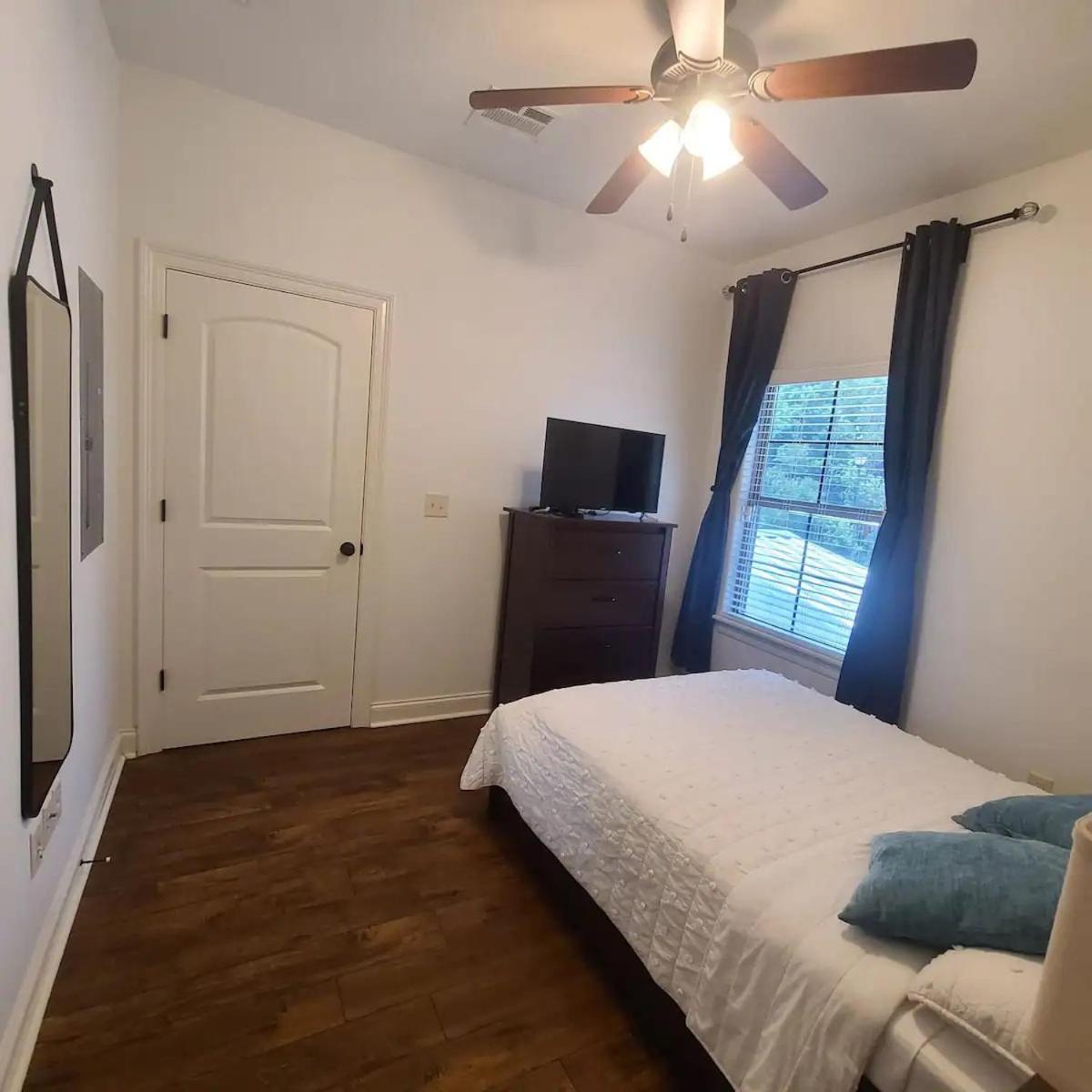 Cozy Townhouse Near Casinos & Prien Lake Park Villa Lake Charles Buitenkant foto