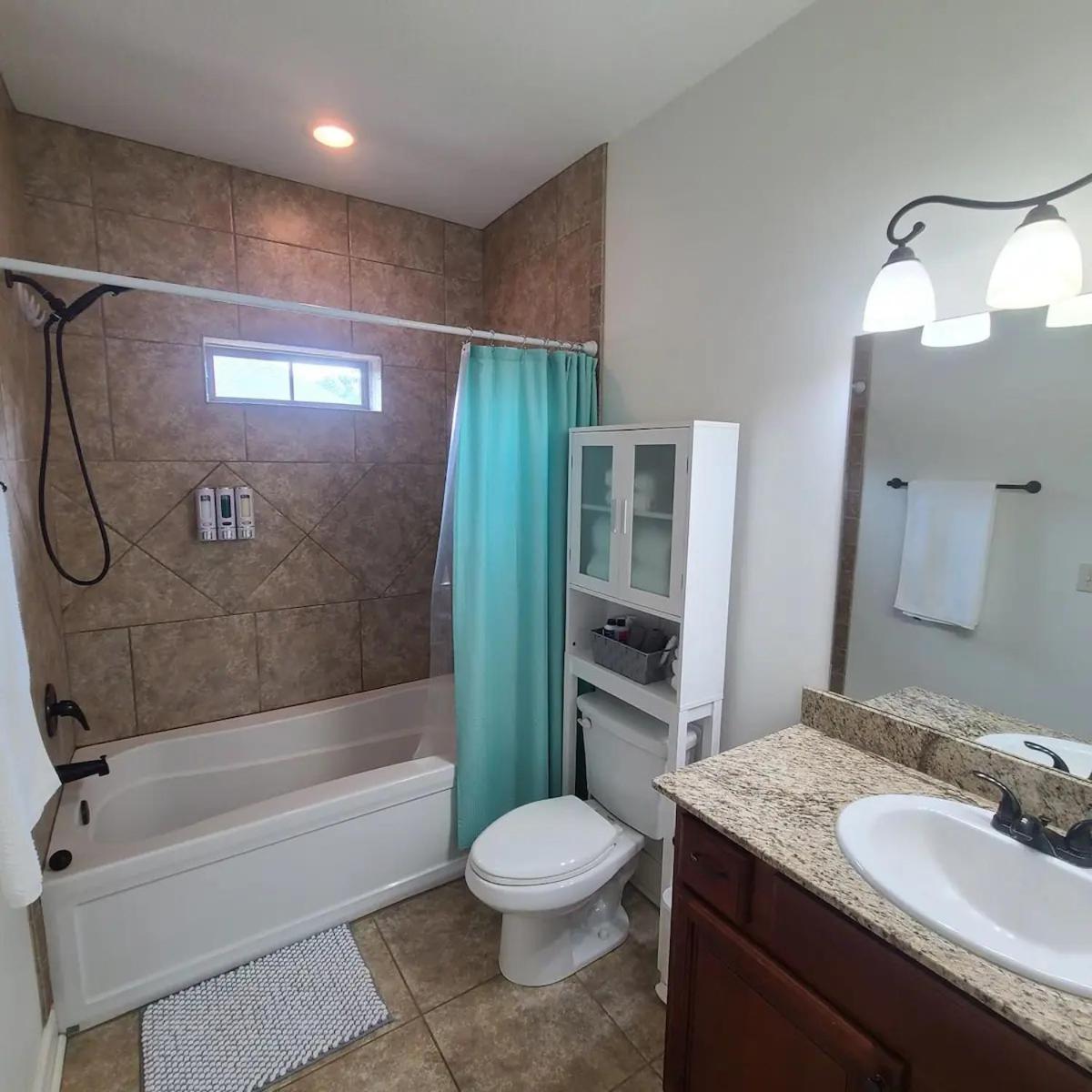 Cozy Townhouse Near Casinos & Prien Lake Park Villa Lake Charles Buitenkant foto